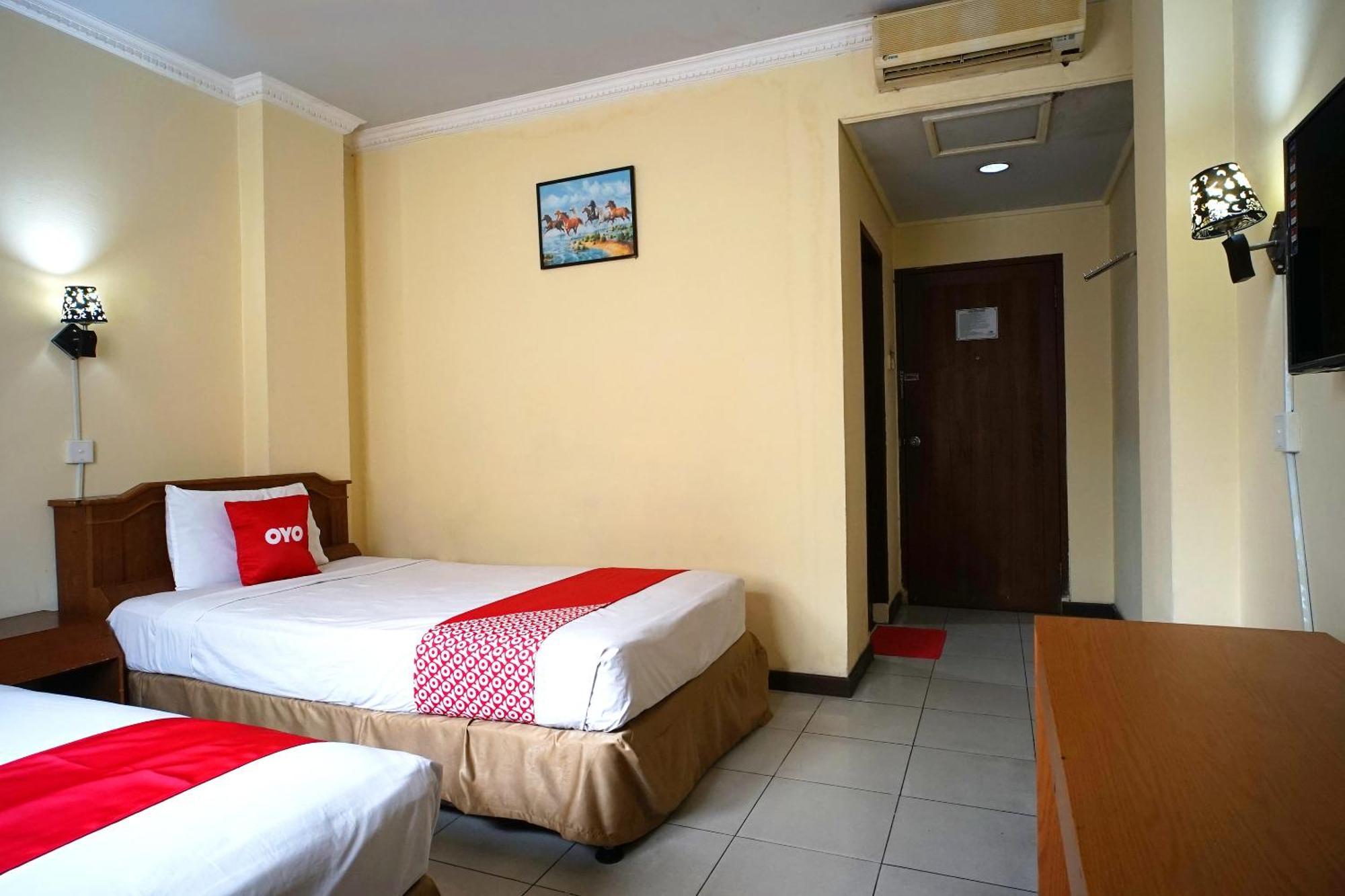 Oyo 2015 Bandara 2* Balikpapan (Borneo)