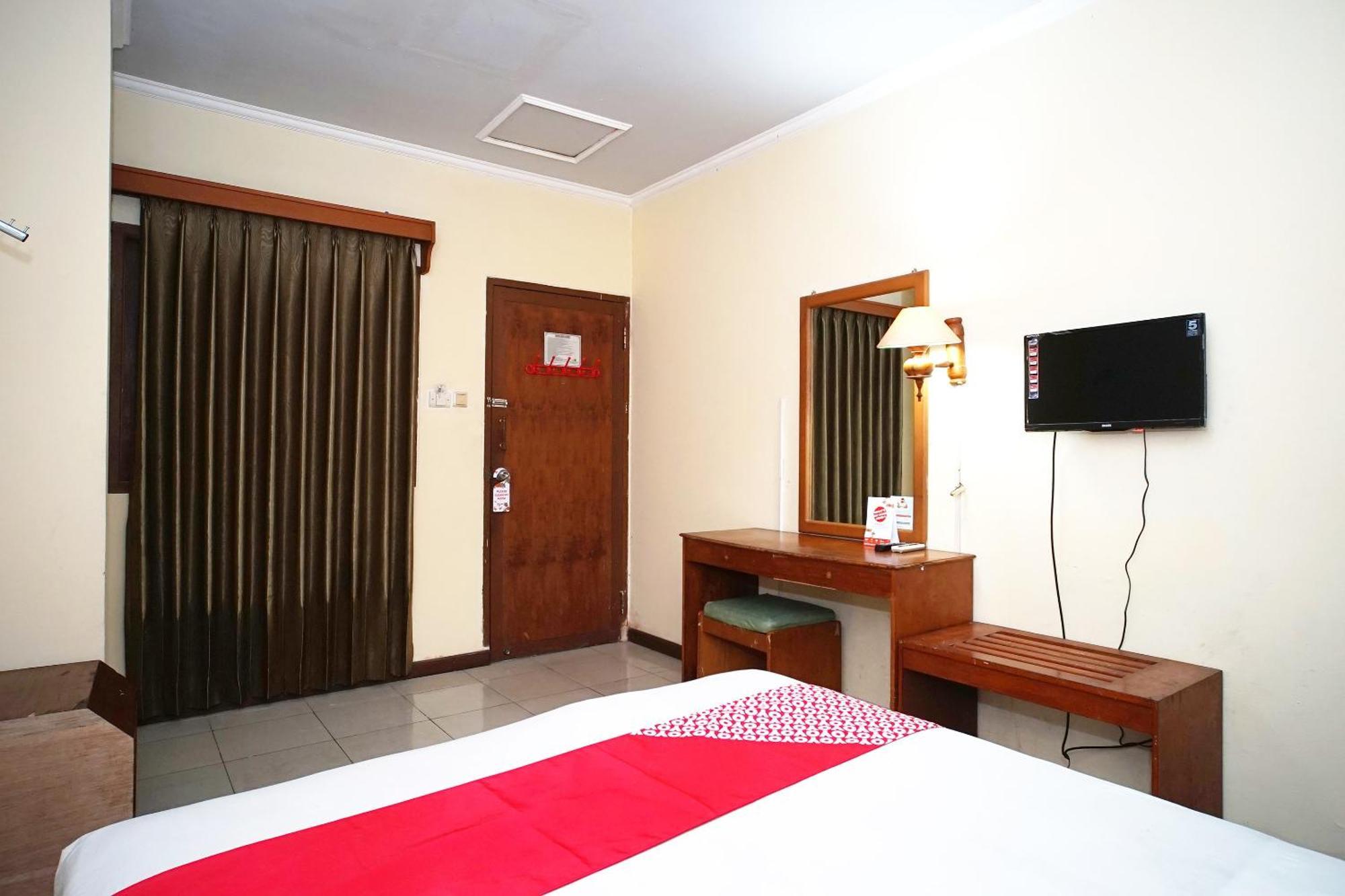 Oyo 2015 Bandara 2* Balikpapan (Borneo)